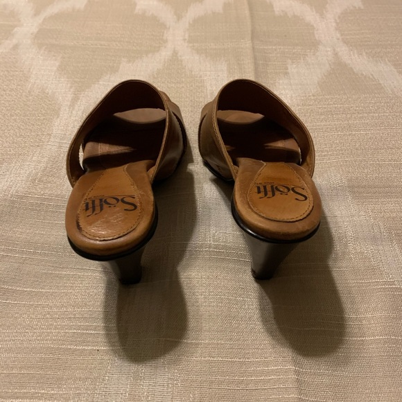 Sofft dark tan leather sandals, size 6, 3.25” heel - Picture 12 of 15